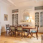 Luxurious Traditional French Style Near Eiffel Tower